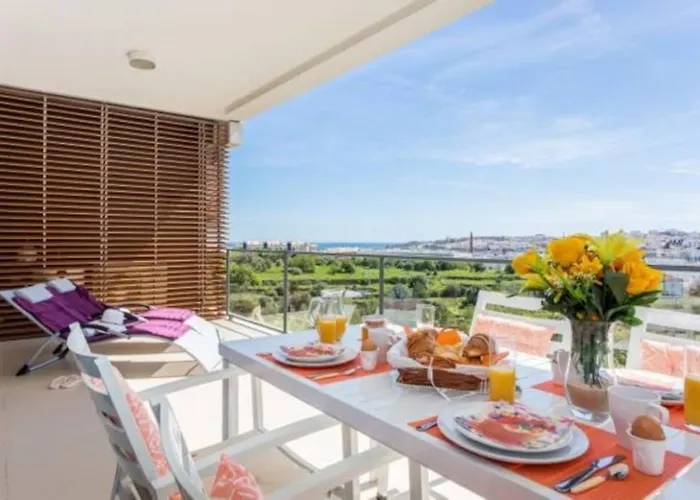 Stunning View - Two Bedrooms In Apartment Lagos