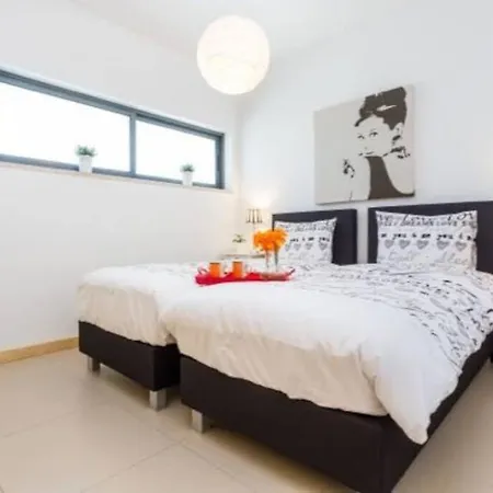 Stunning View - Two Bedrooms In * Lagos